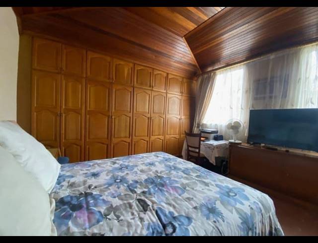 4 BEDROOM HOUSE FOR SALE IN SHALLCROSS